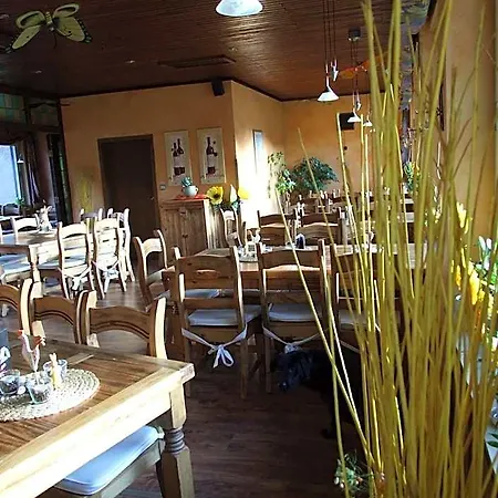 Forsthaus 4* Volkesfeld