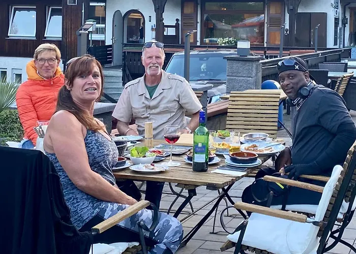 弗尔斯特豪斯酒店 Volkesfeld